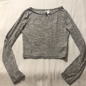 Long sleeve crop top